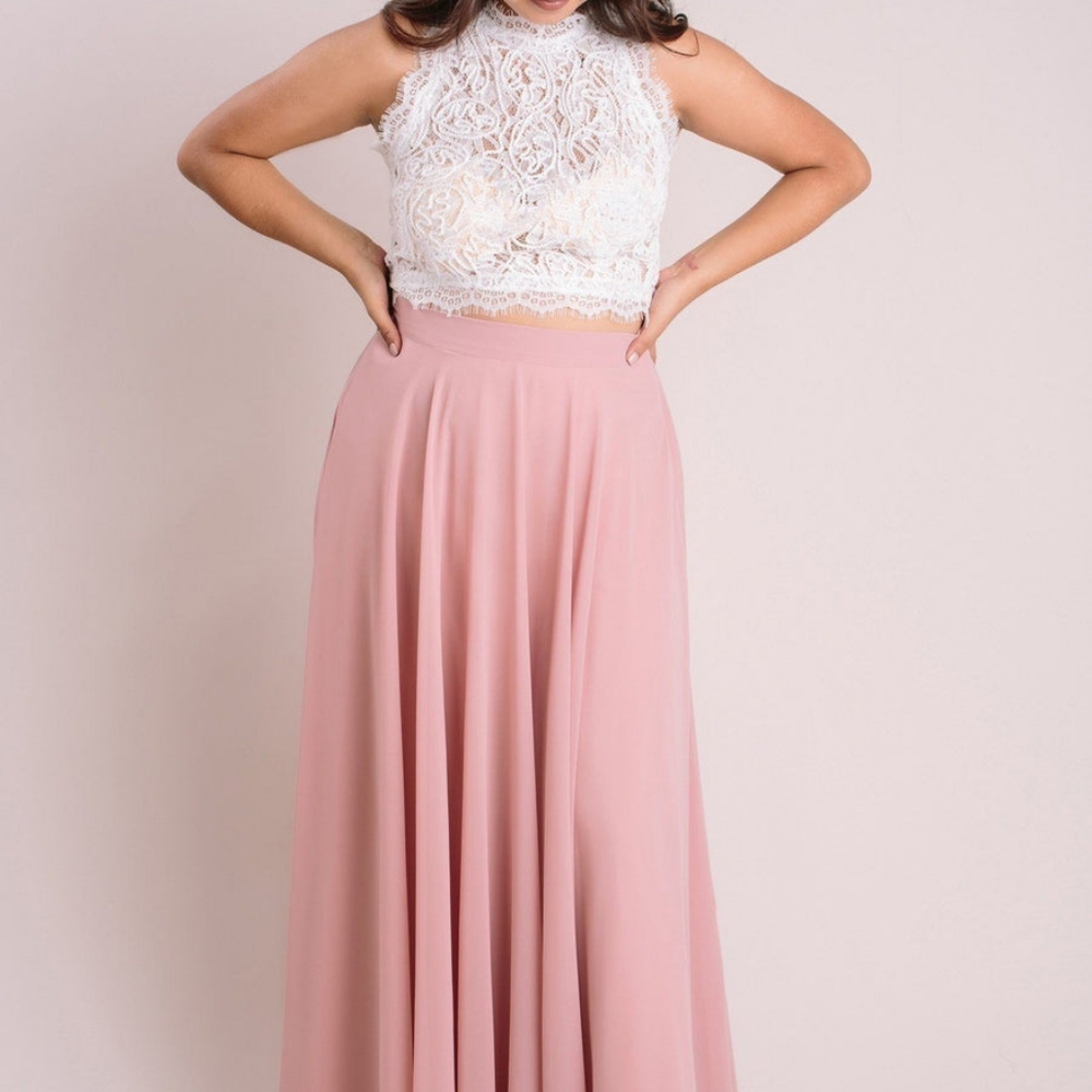 Morning Lavender Lucy Paris Full Flowy Maxi Skirt. Size: Large. Color: Rose.